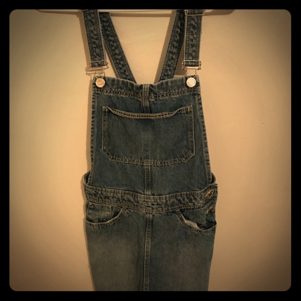 Divided skirt all